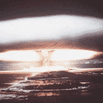 ماذا لو ضربت الأعاصير بالقنابل النووية؟