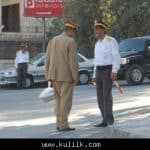 شرطة المرور بلباس مدني لضبط “السرافيس”