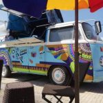 “دركسيون” مشروع شبابي يفصل المدينة عن البحر برائحة البن